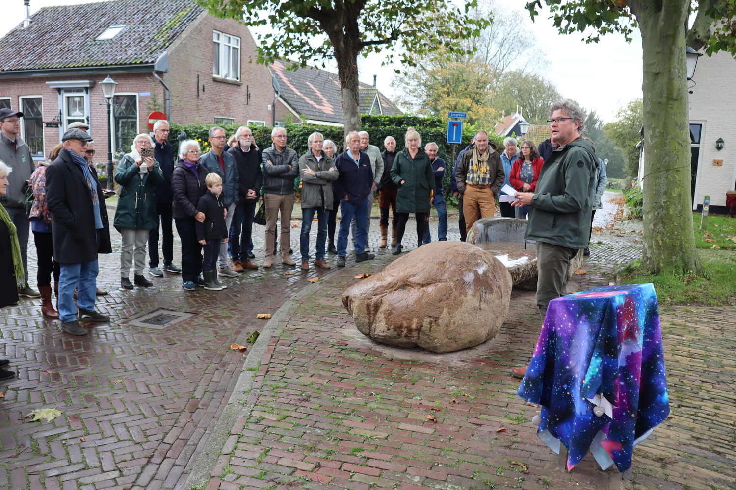 onthulling banken Ton Kalle 28